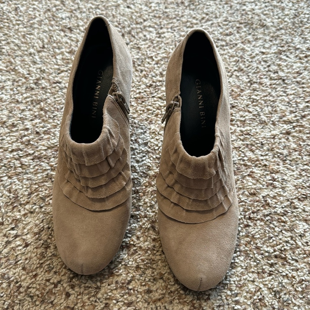 Gianni Bini Heels